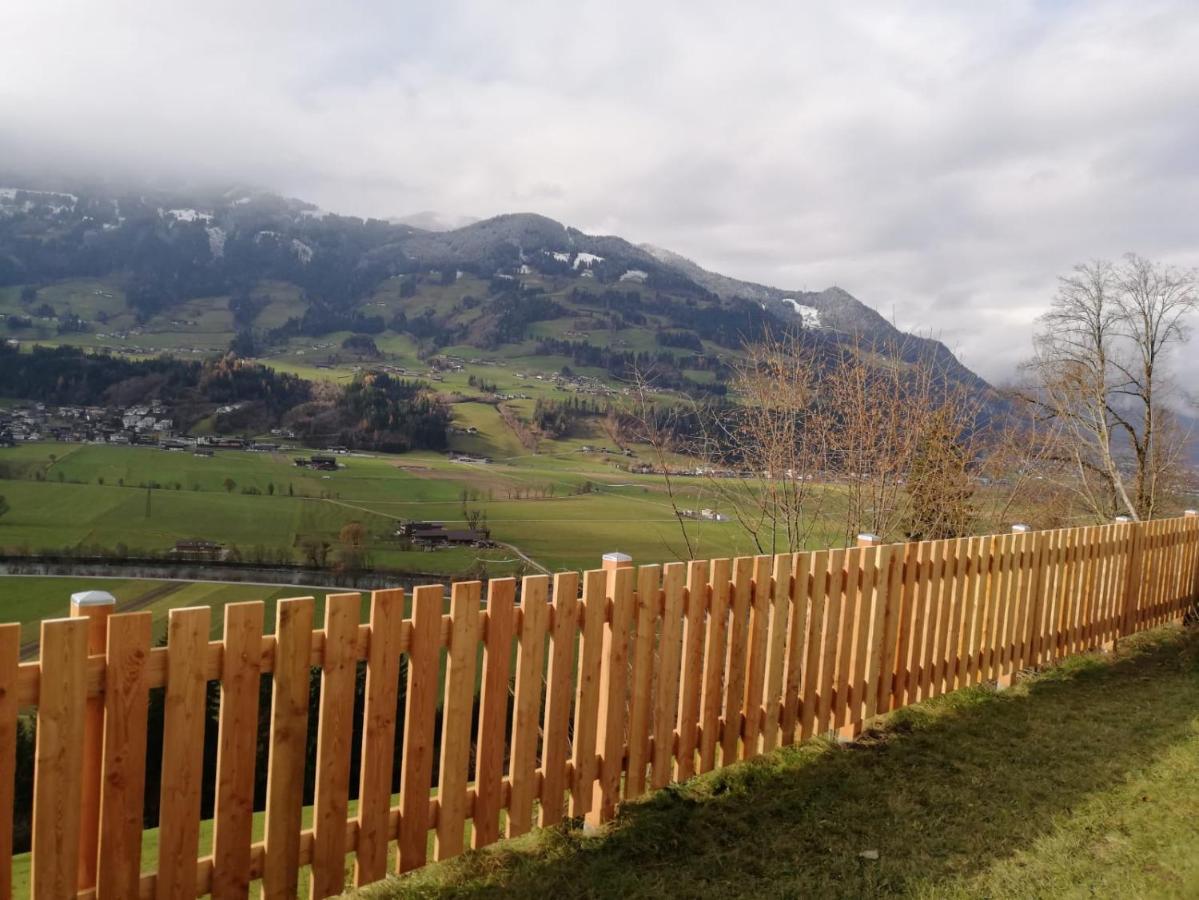 Ferienwohnung Mariella Hart im Zillertal Zewnętrze zdjęcie